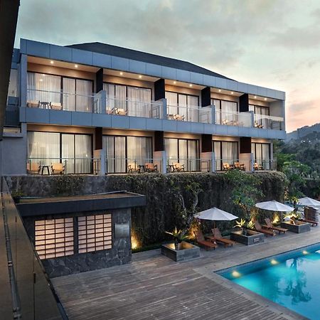 Forest Hills Hotel Soreang Bagian luar foto