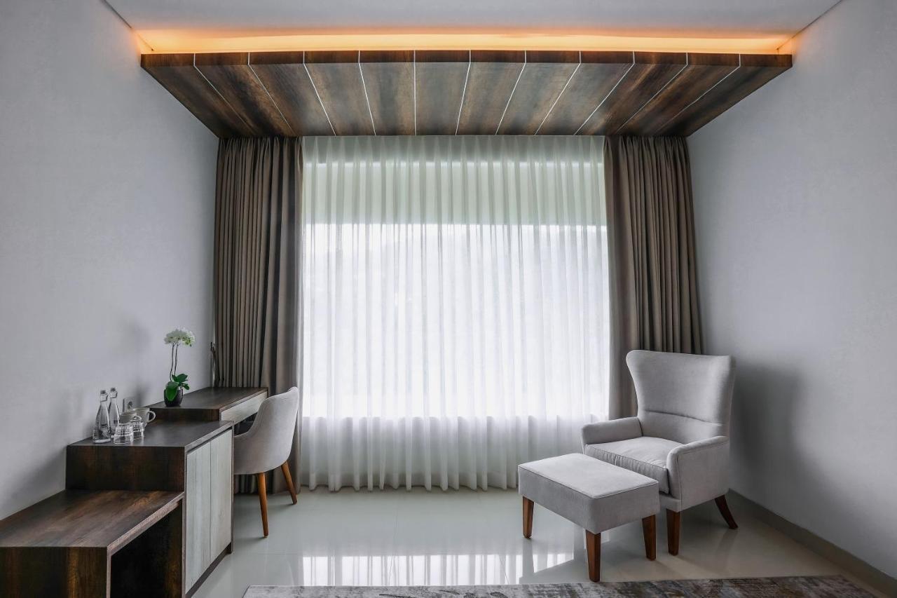 Forest Hills Hotel Soreang Bagian luar foto